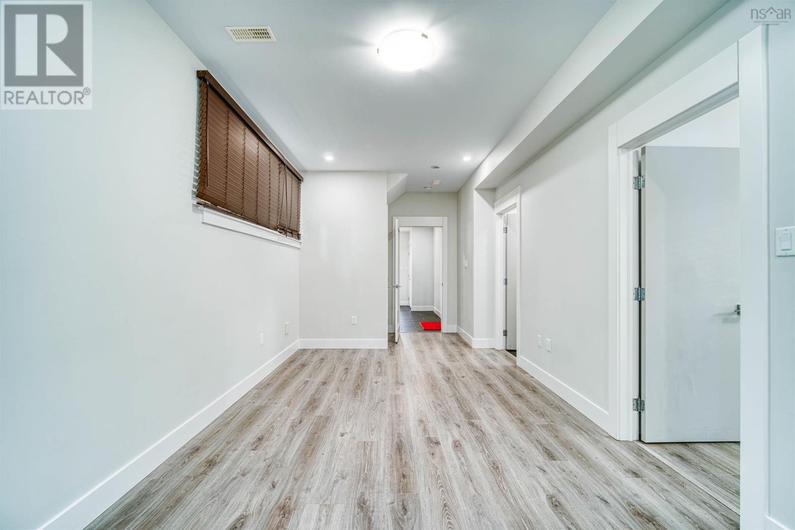48 Bramwell Court NE