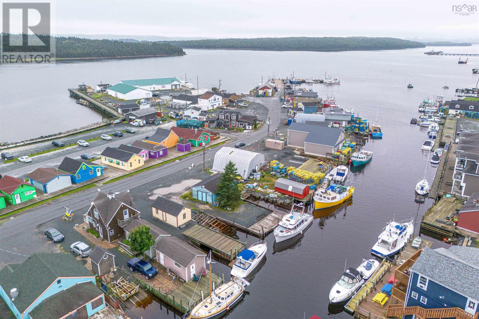 1534, 1536, 1538 Shore Road