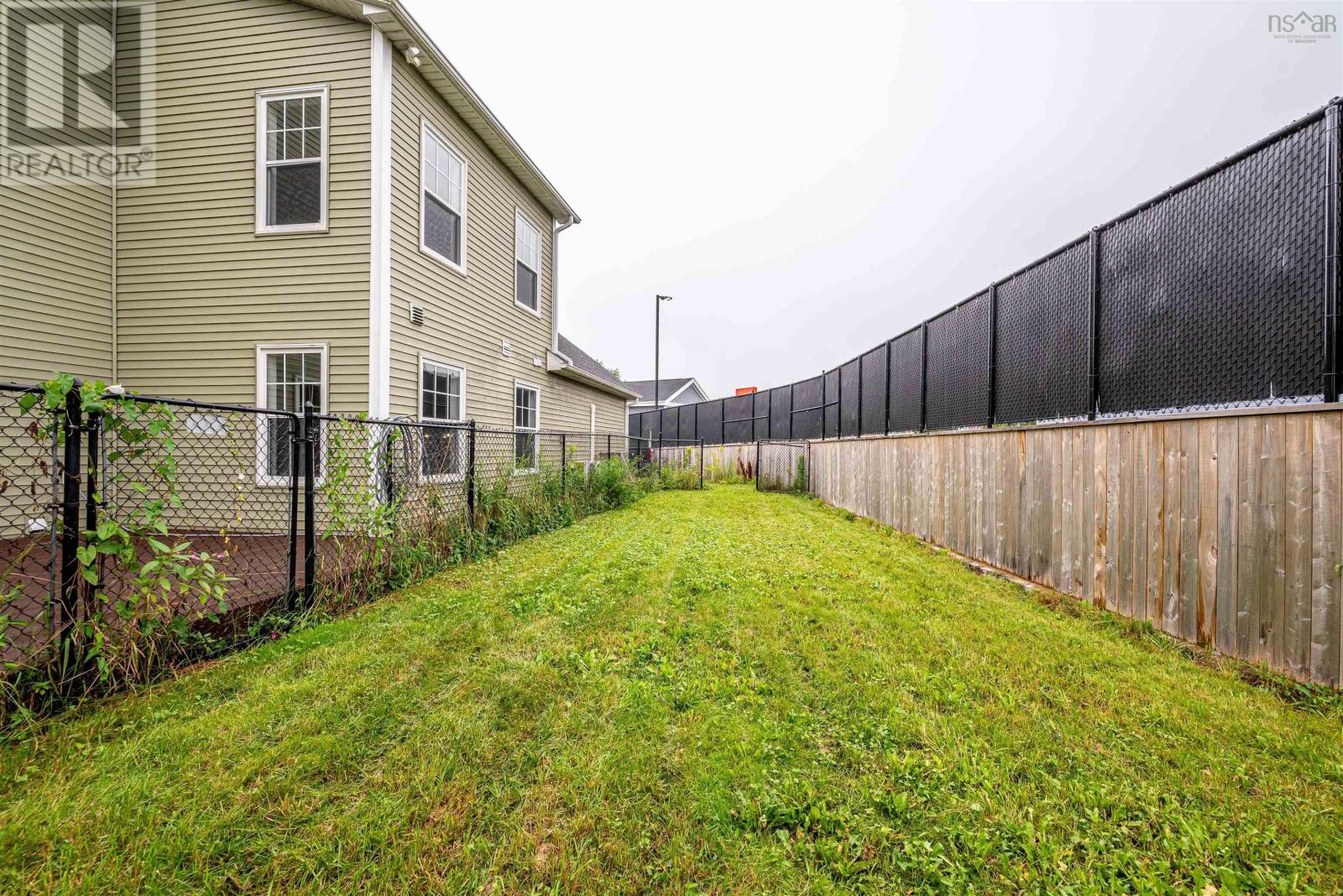 1534, 1536, 1538 Shore Road