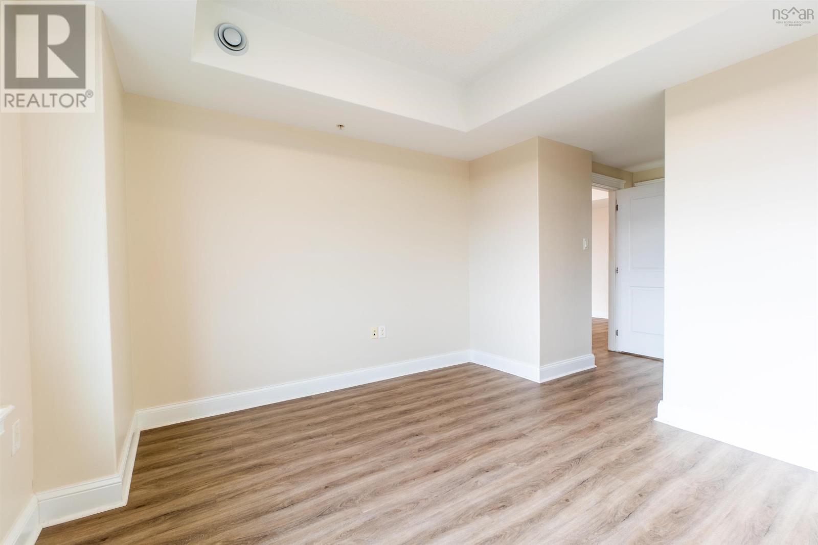 709 60 Walter Havill Drive, #709