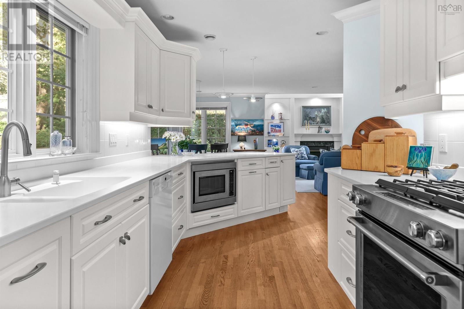6207 Regina Terrace