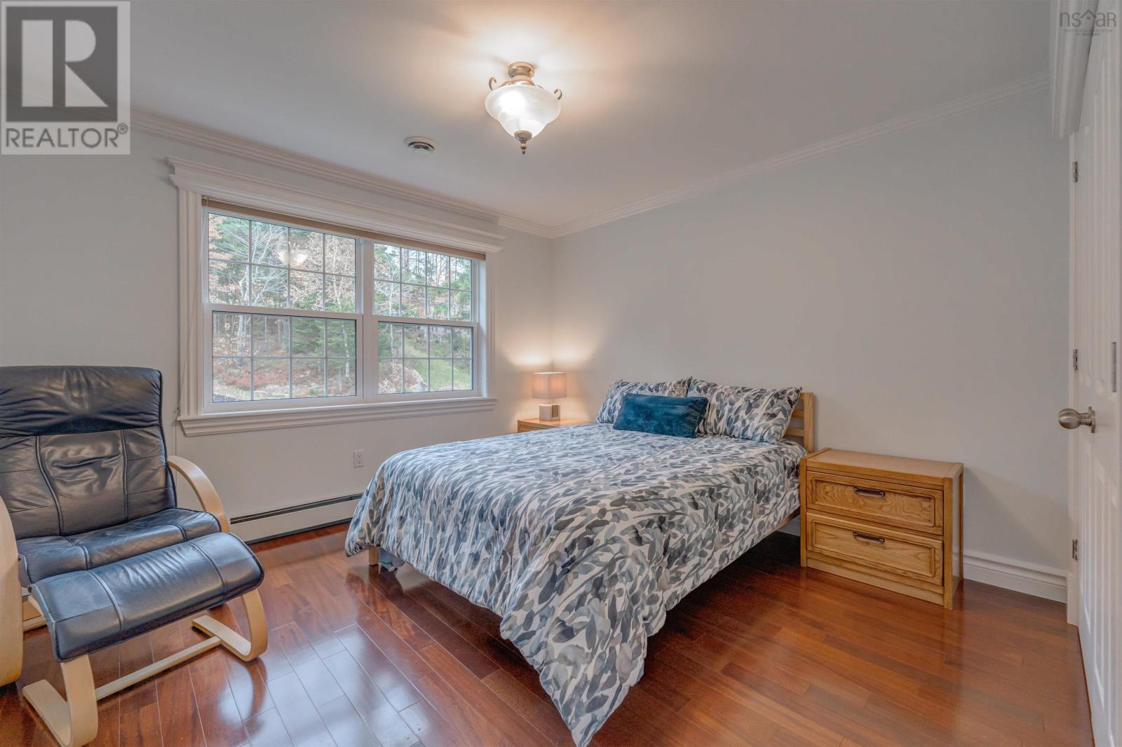 162 Piggott Avenue