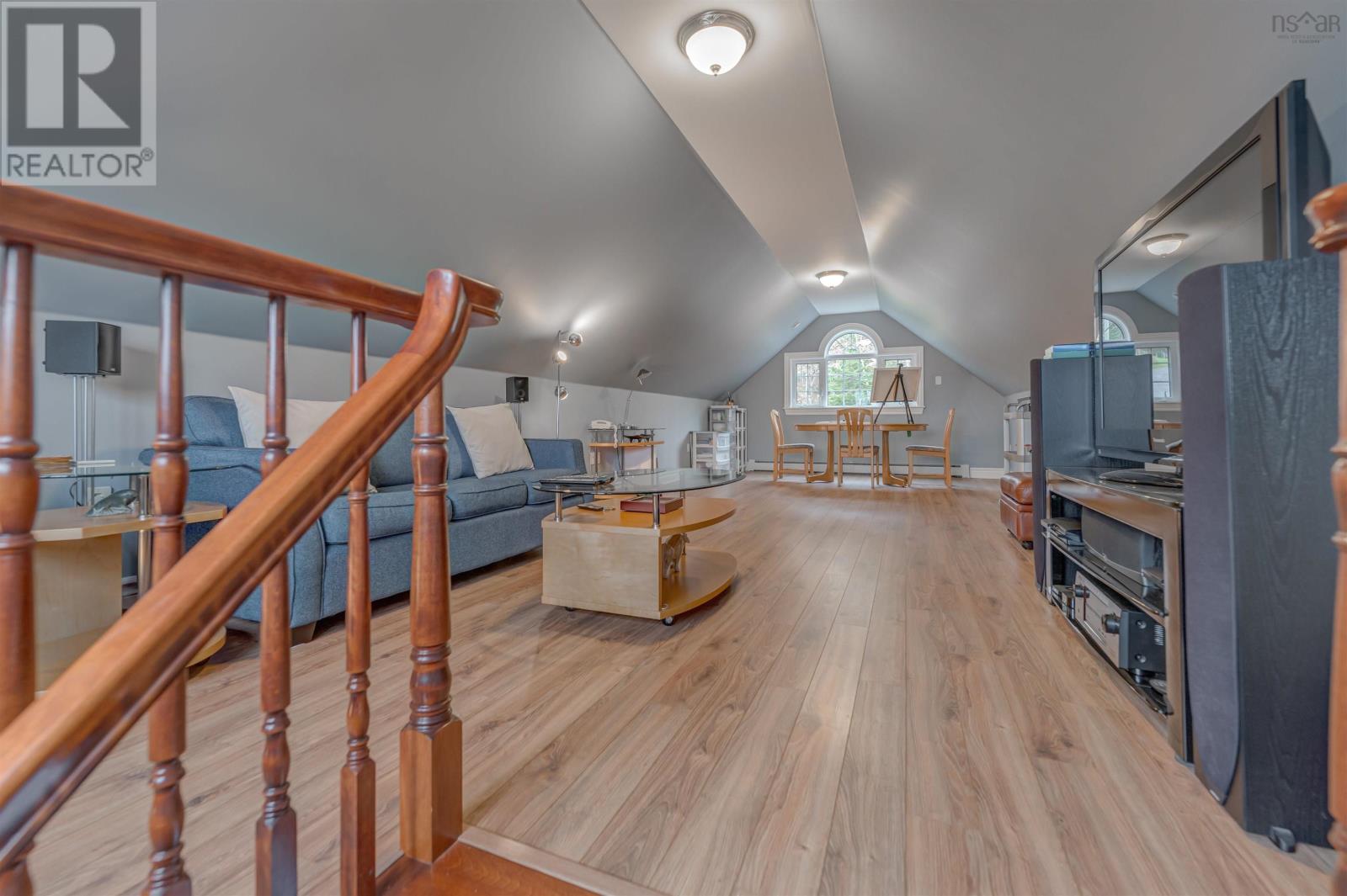 162 Piggott Avenue
