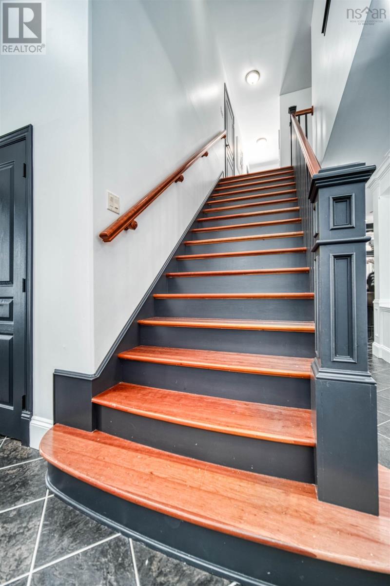 273 Foster Avenue