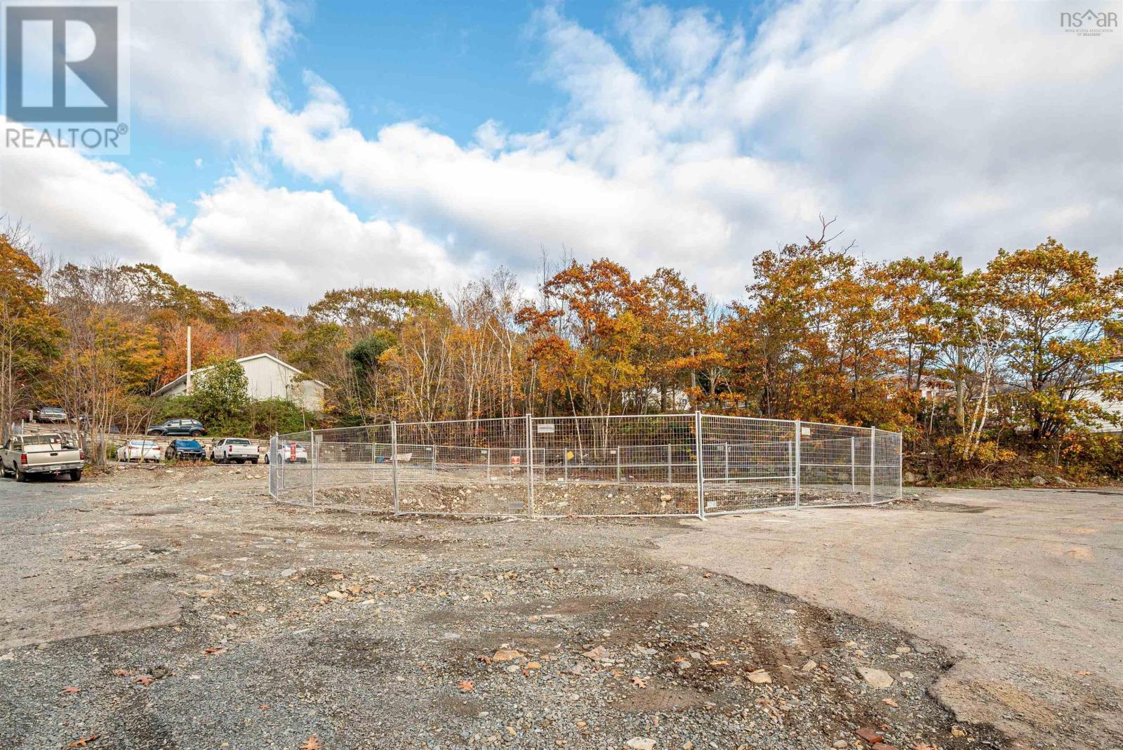370 Windmill Road