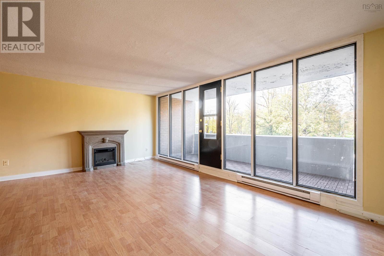210 5959 Spring Garden Road, #210