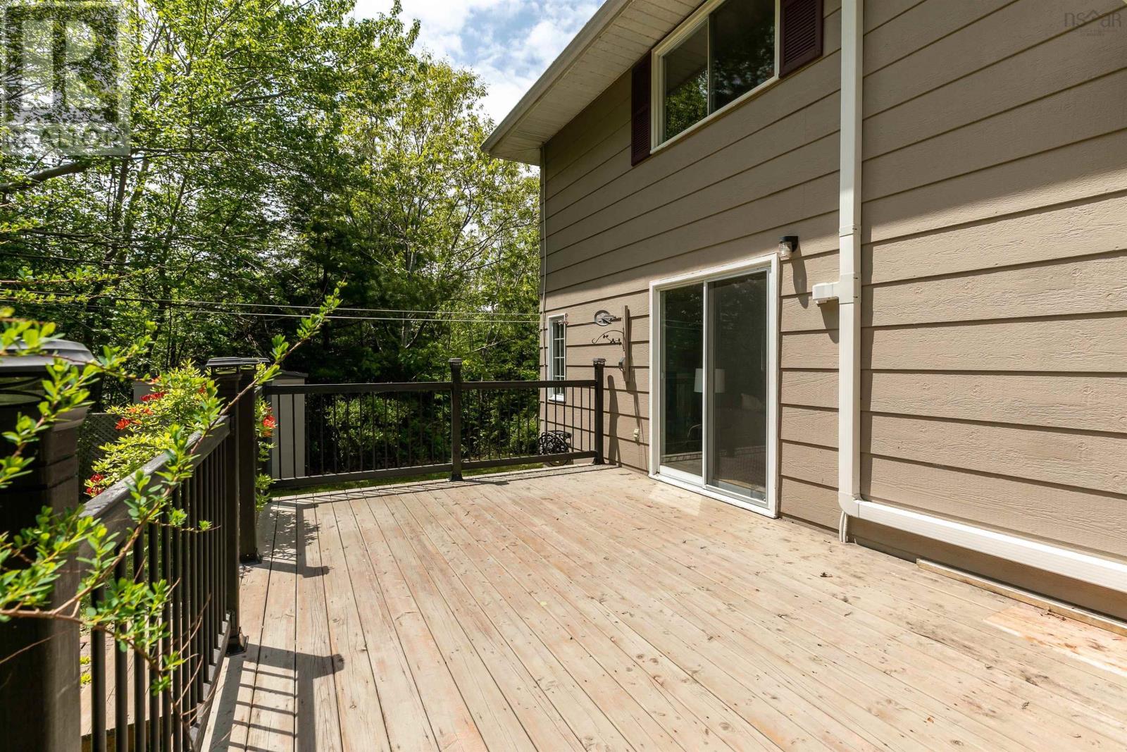 27 Oakmount Drive