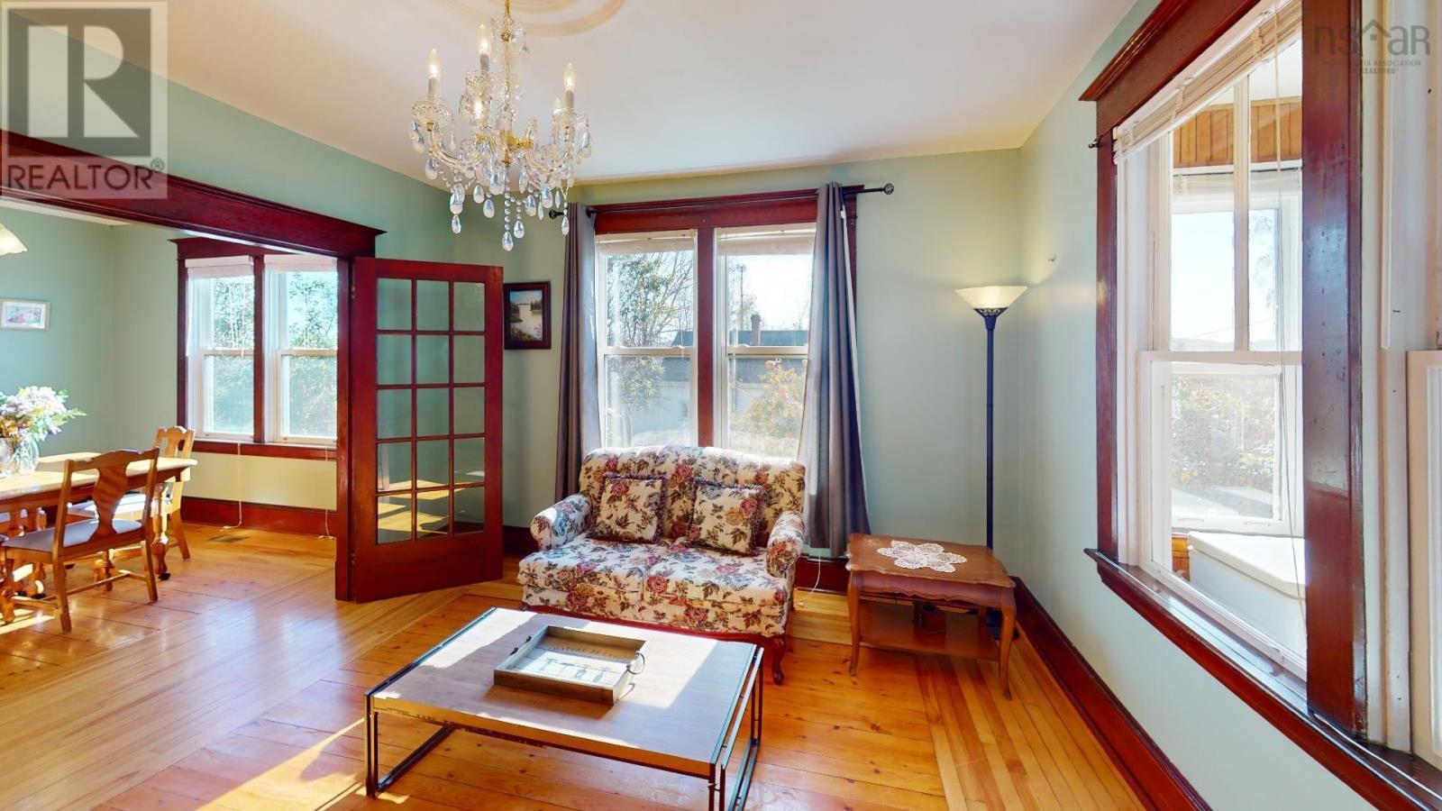 39 & 41 Howard Avenue