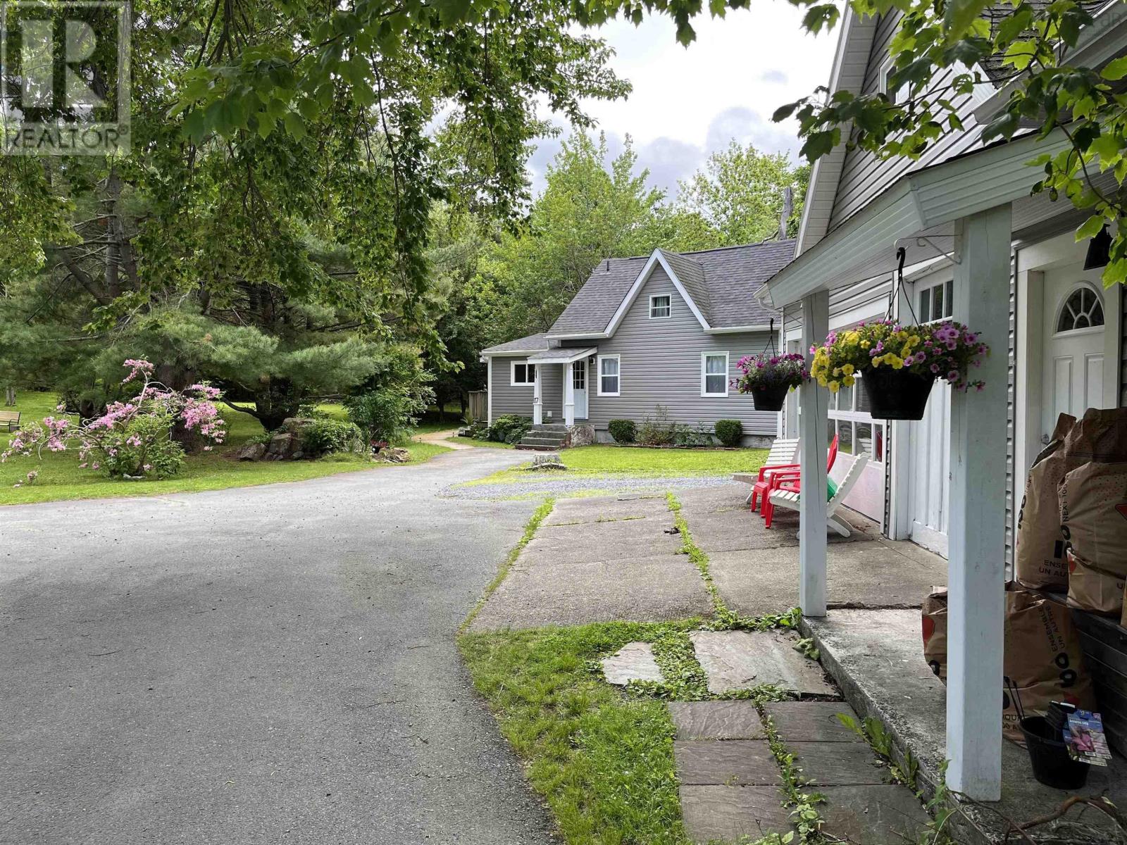 19 Kirk Road|17 & 15 Kirk Rd