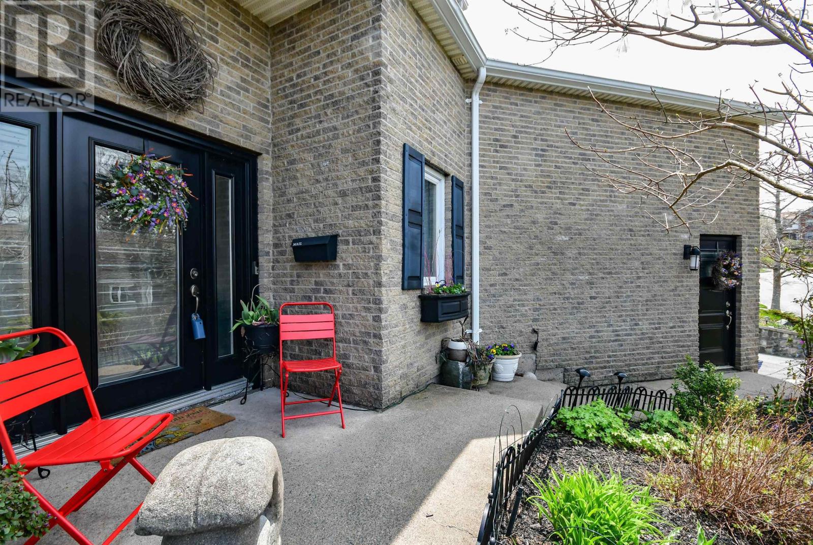 3 DeWolf Court