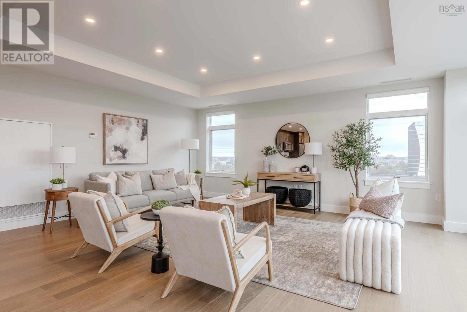 805 1990 Vernon Street, #805
