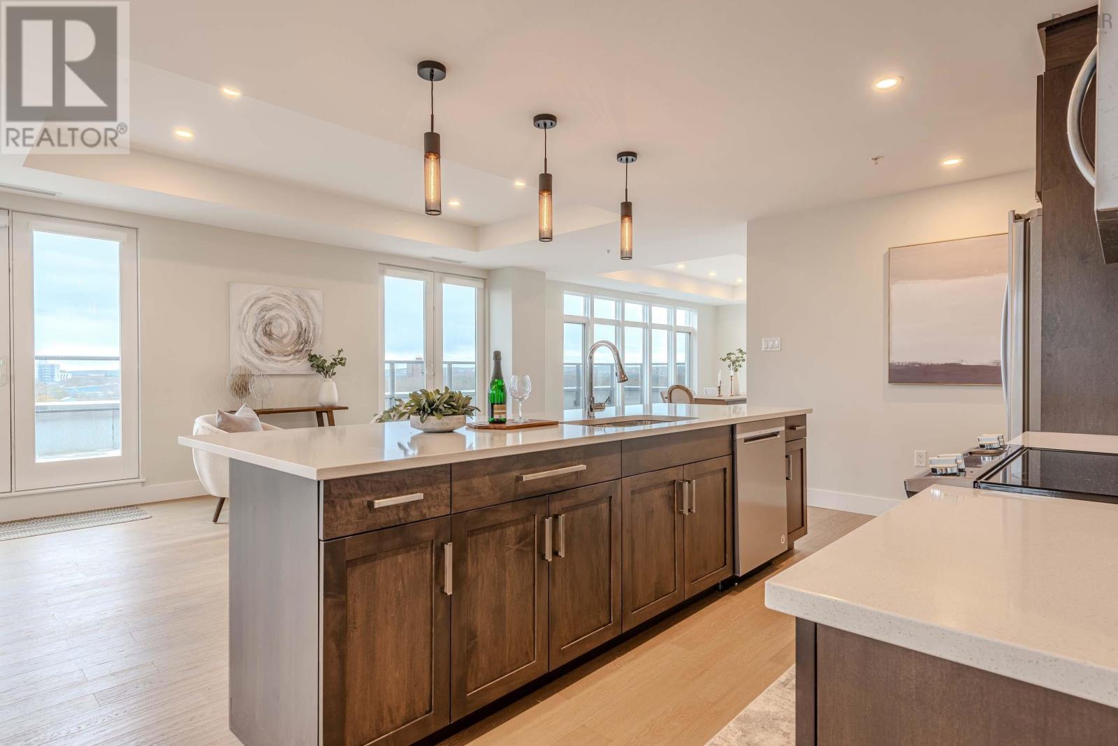 805 1990 Vernon Street, #805