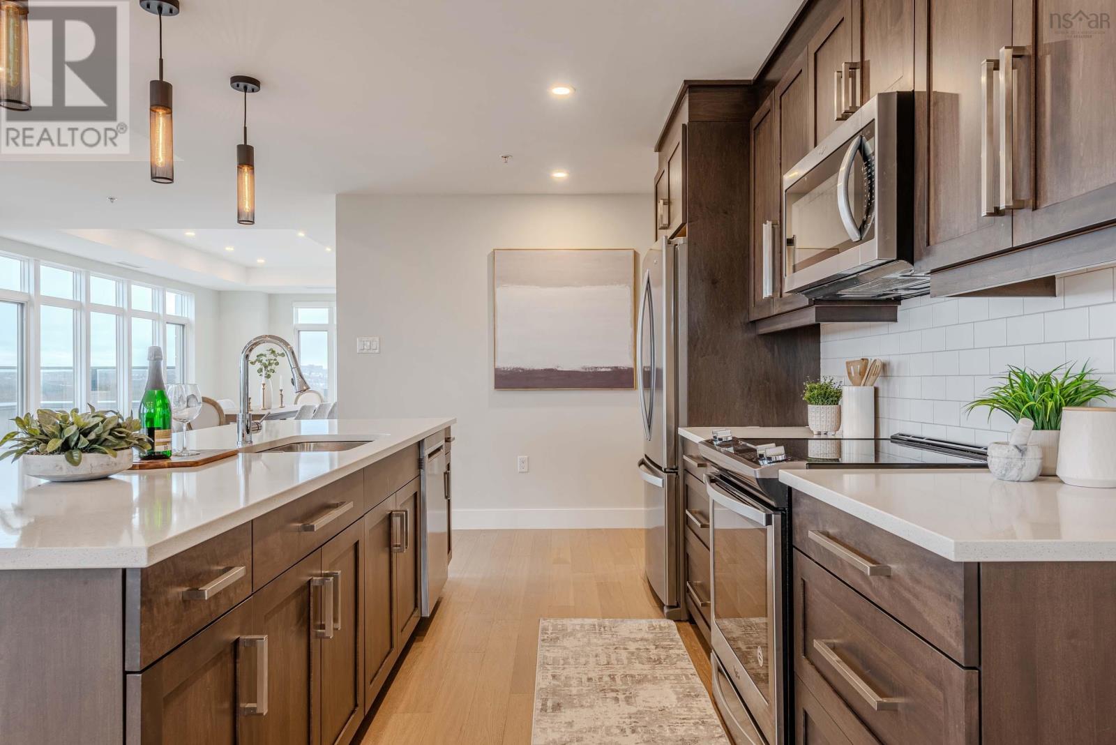 805 1990 Vernon Street, #805