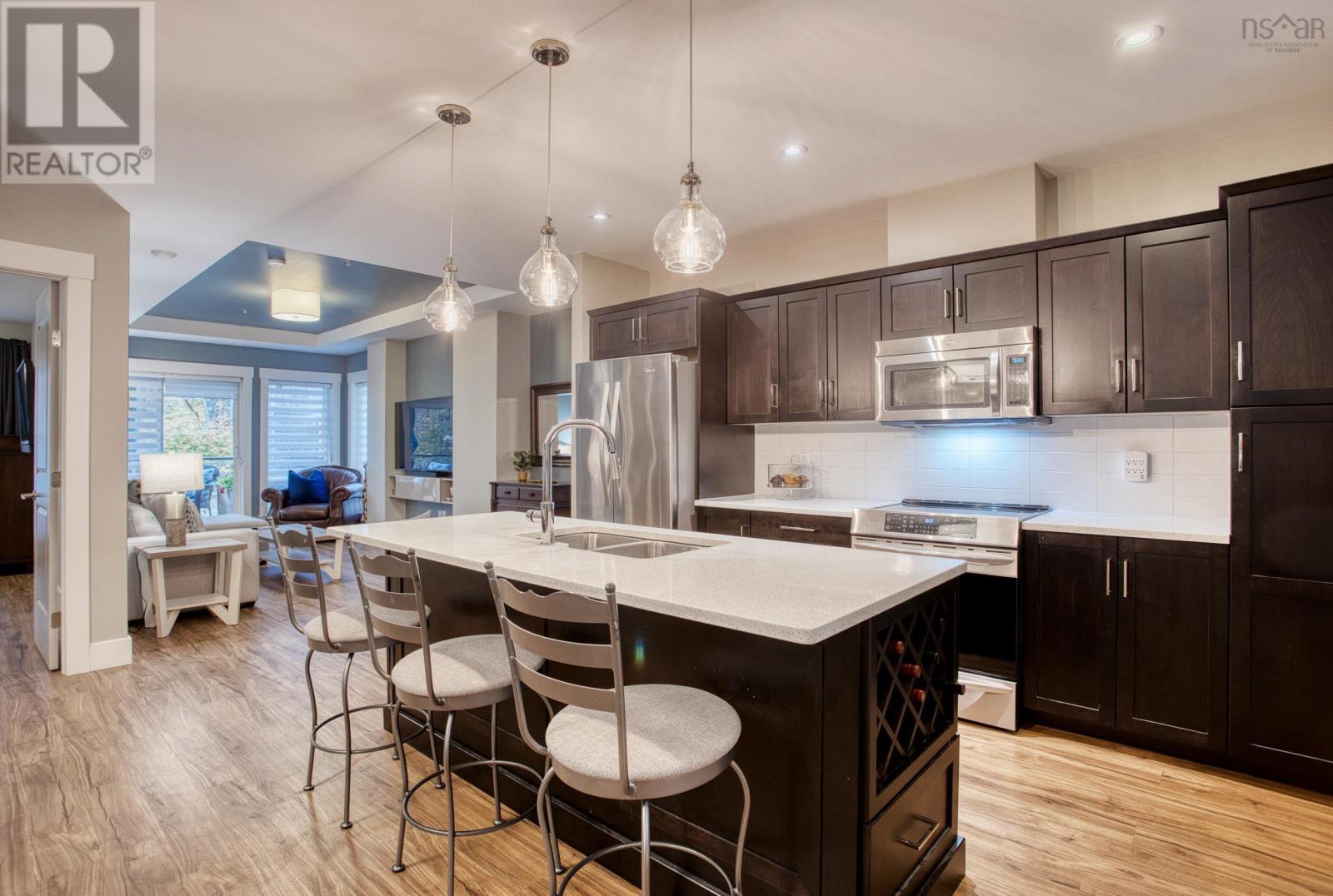 202 267 Gary Martin Drive, #202