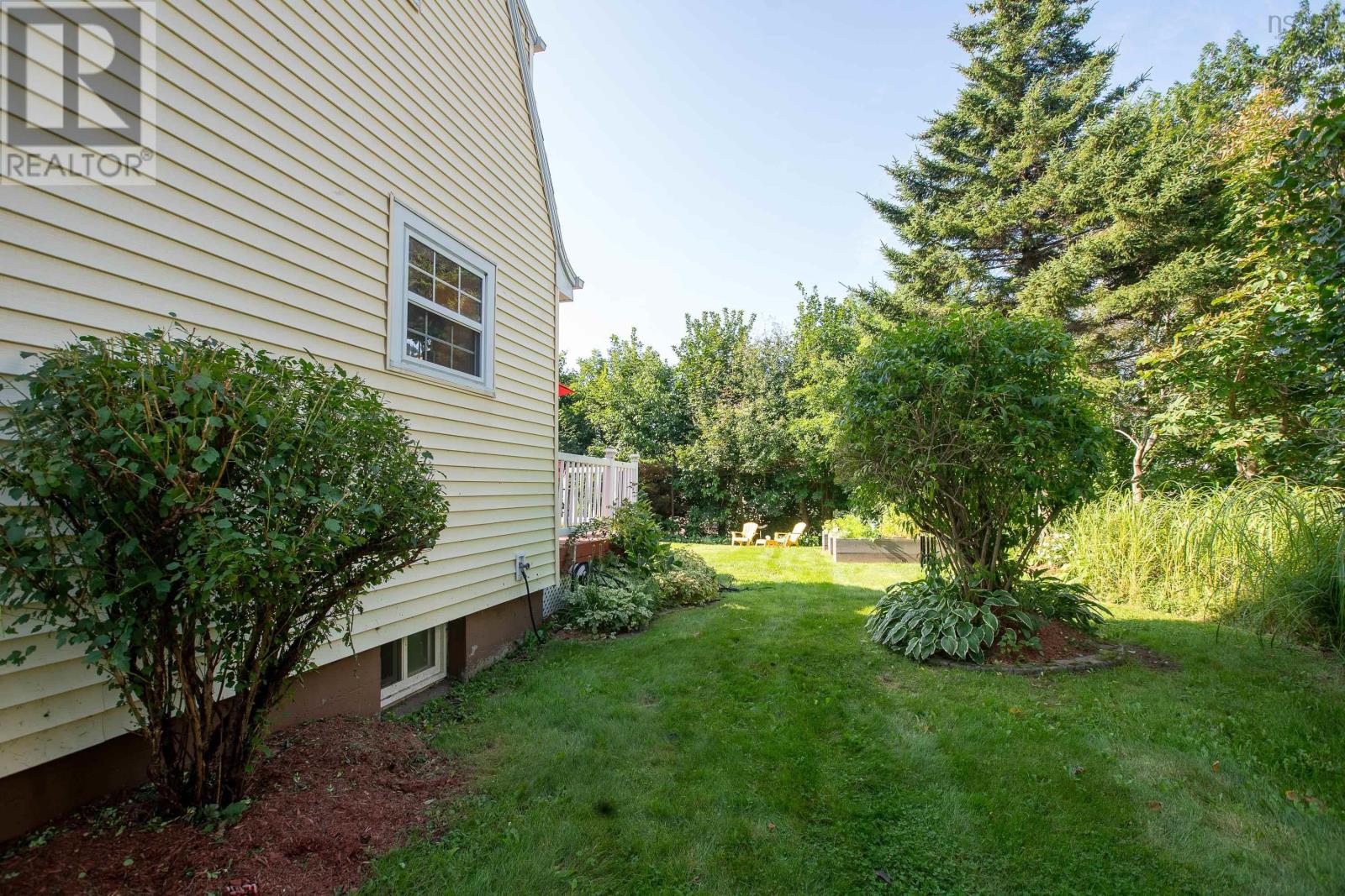 76 Pleasant Street