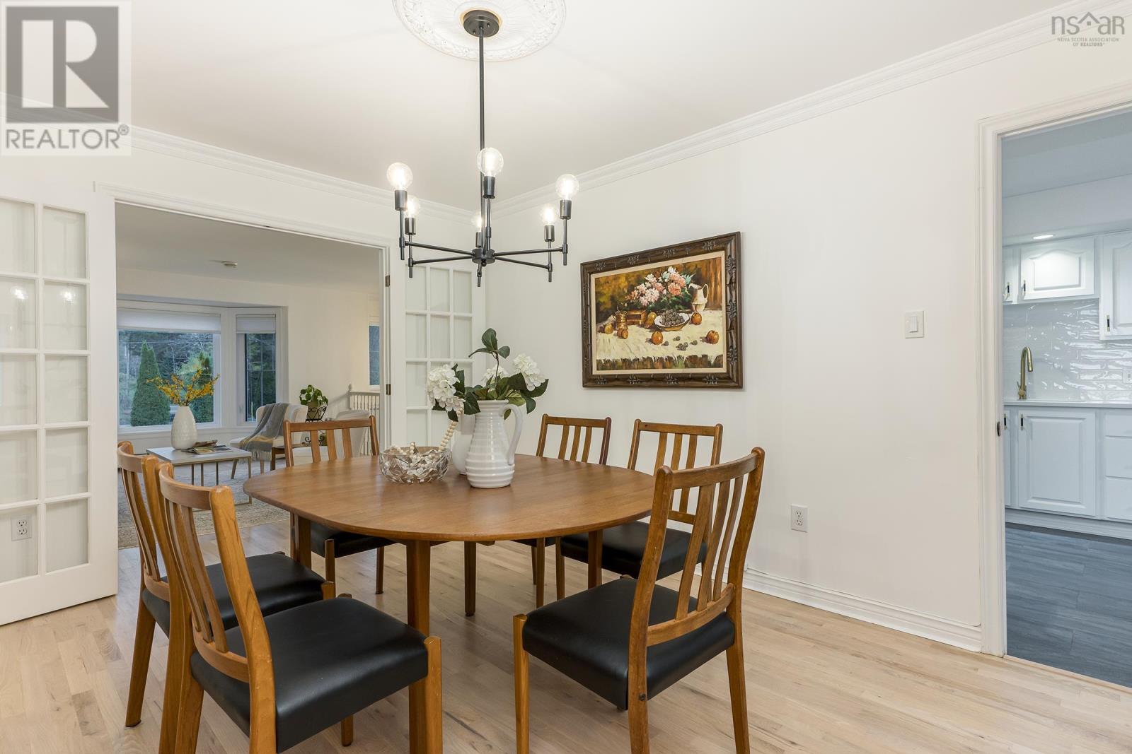 235 Kingswood Drive