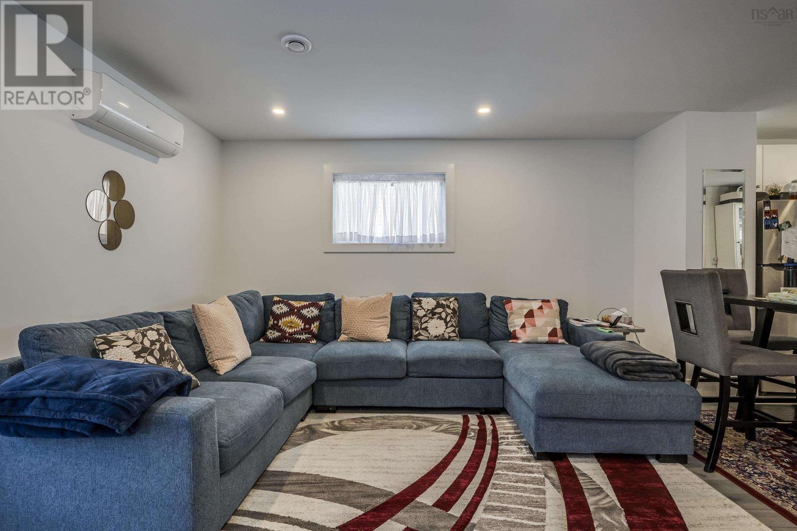 47 Hilden Drive