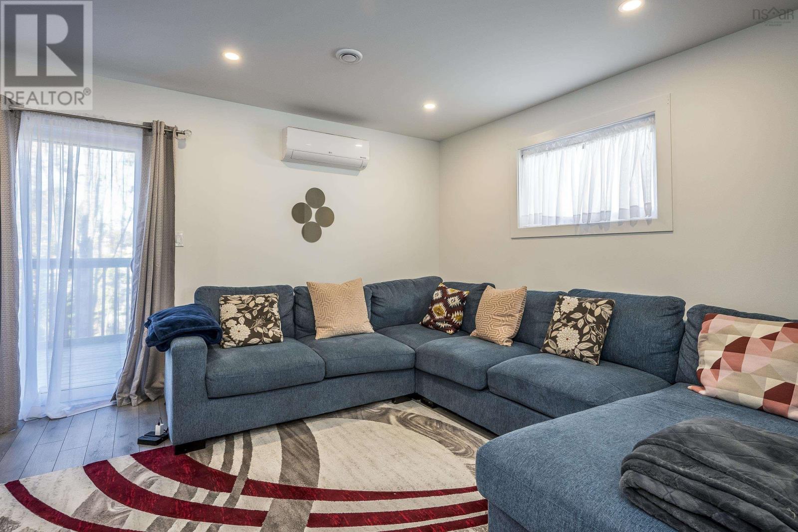 47 Hilden Drive