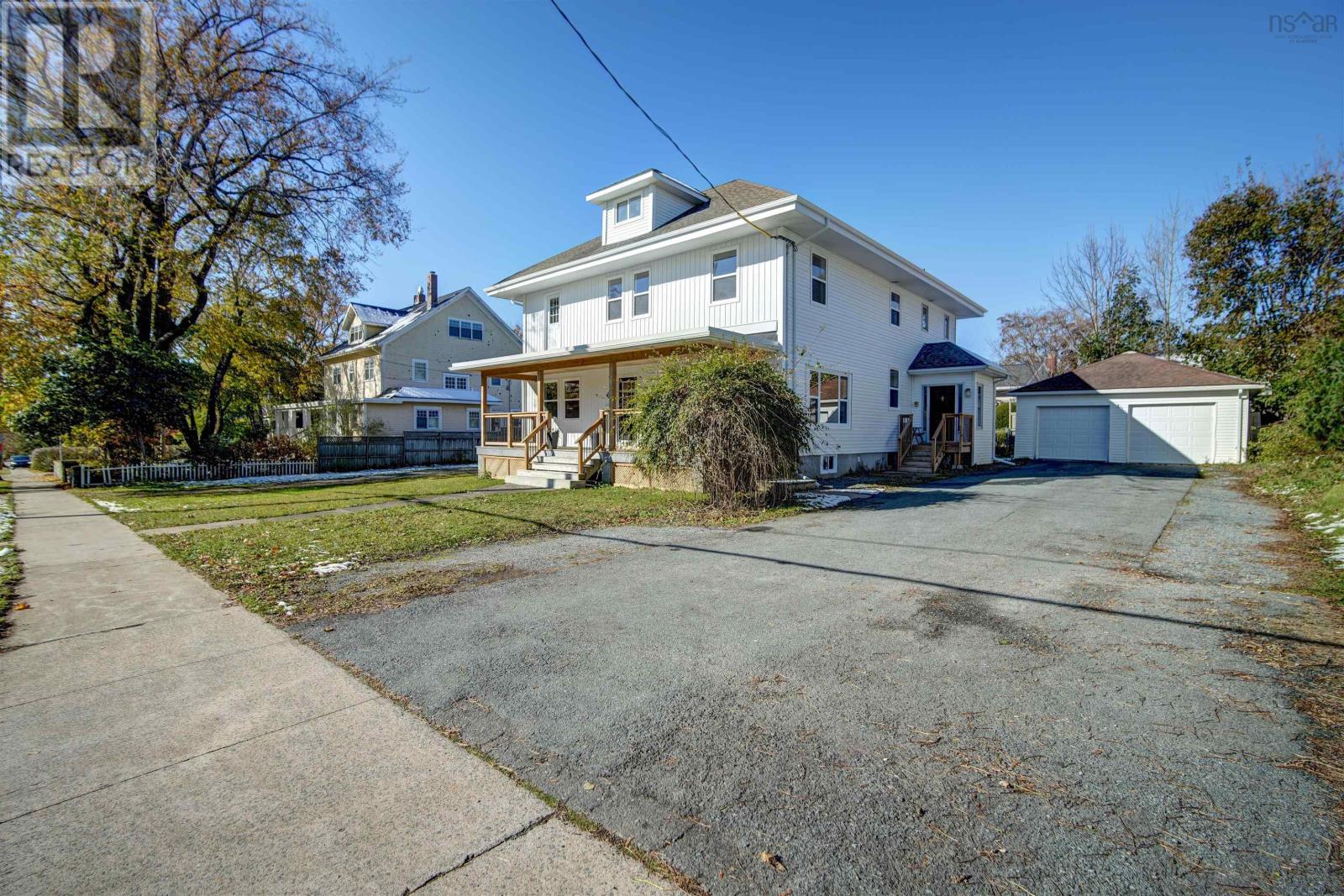 6637 Quinpool Road