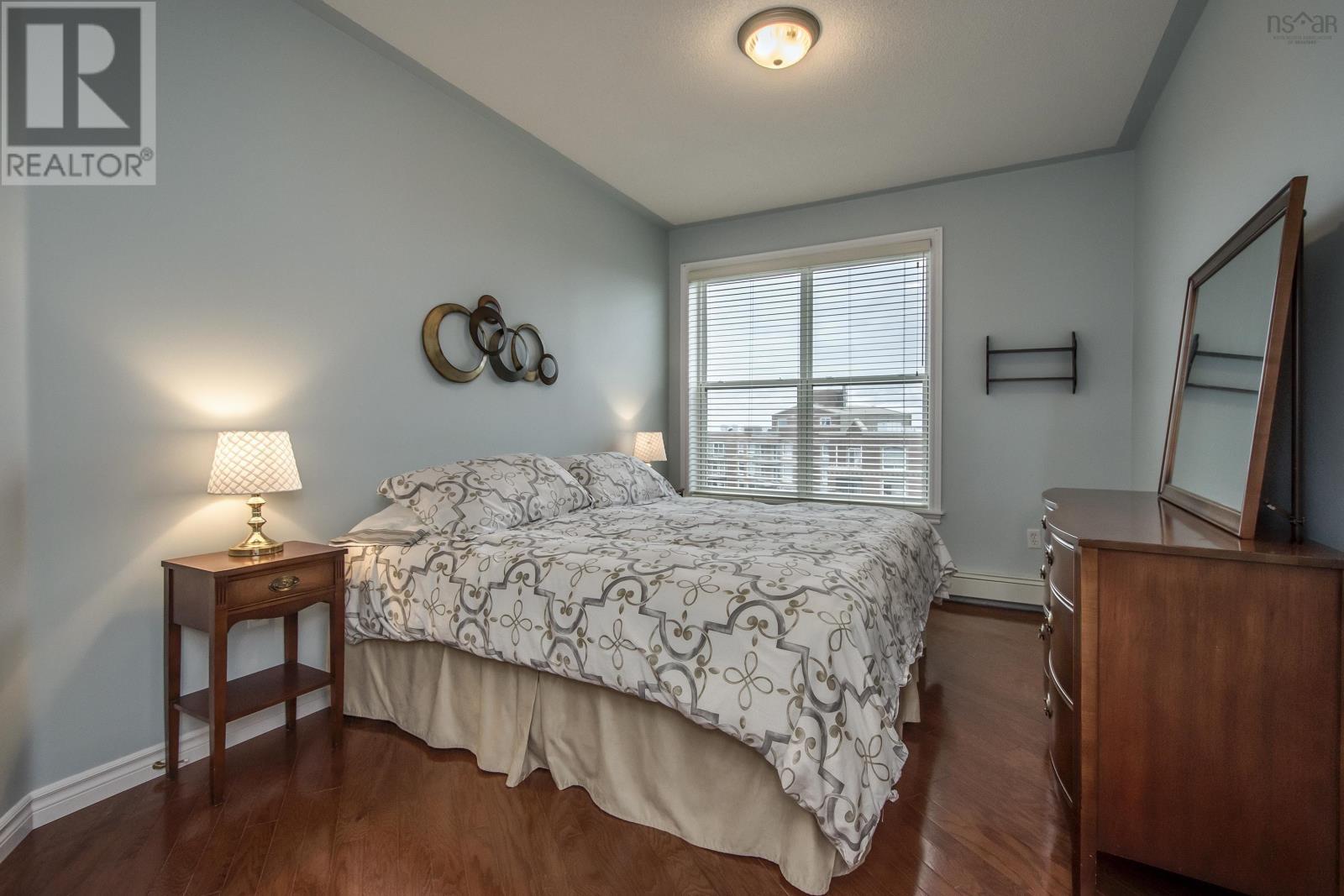 307 78 Regency Park Drive, #307