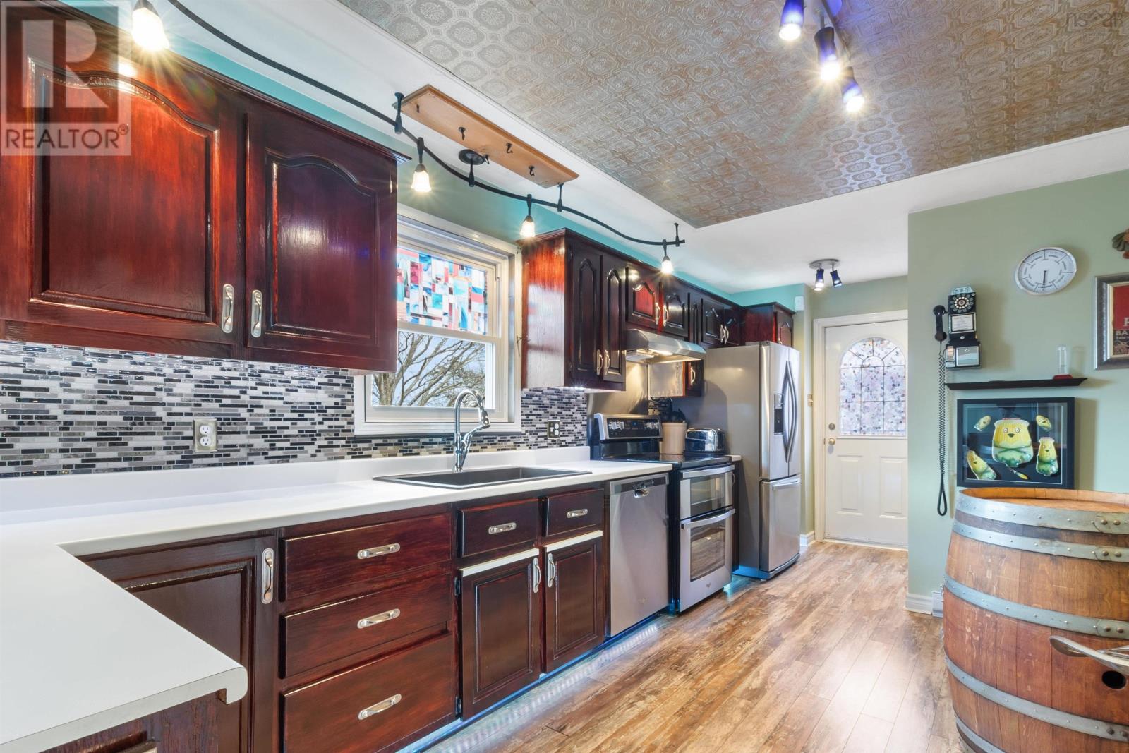 36 Pondicherry Crescent