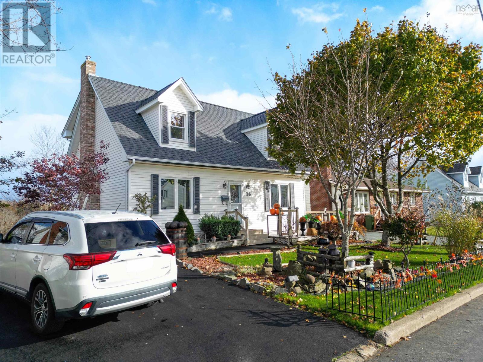 36 Pondicherry Crescent