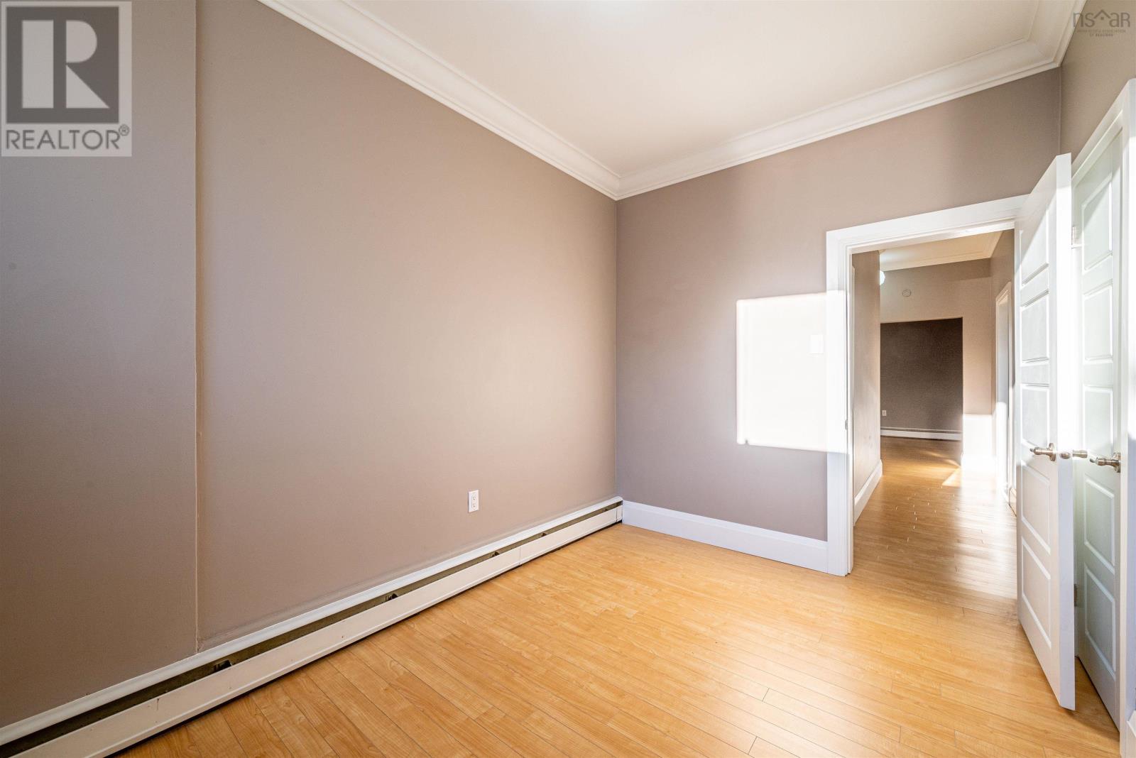 1 6269 Cork Street, #1