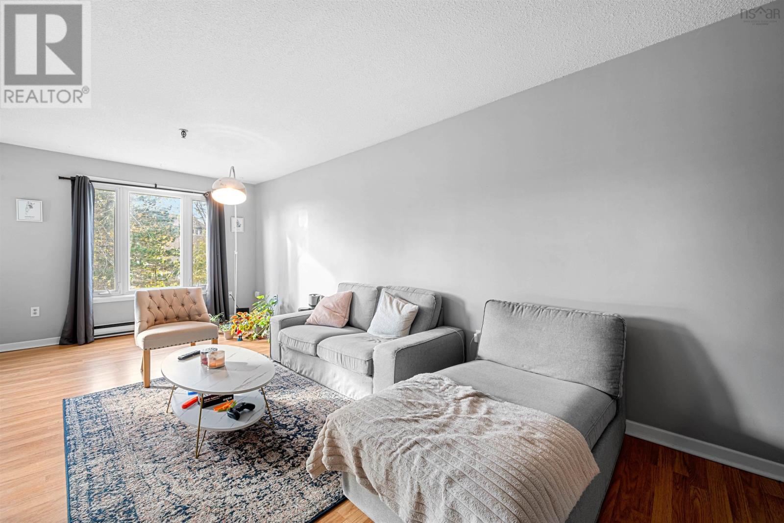 323 2070 Quingate Place, #323