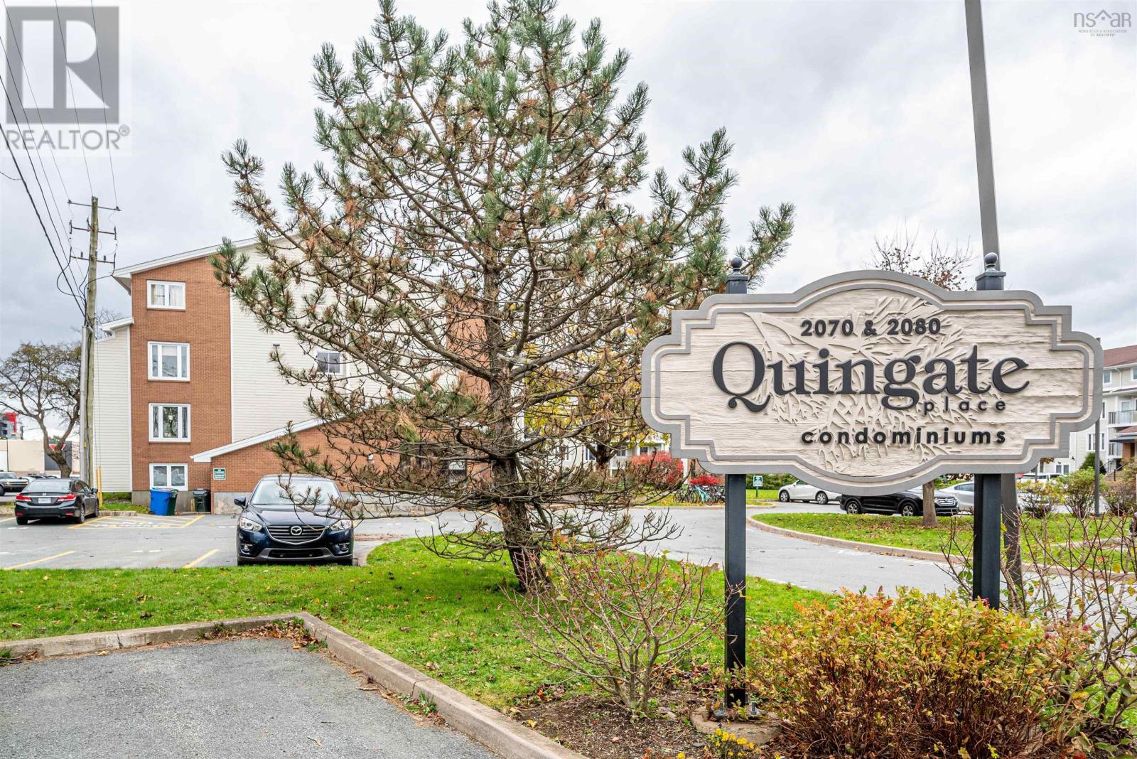 323 2070 Quingate Place, #323