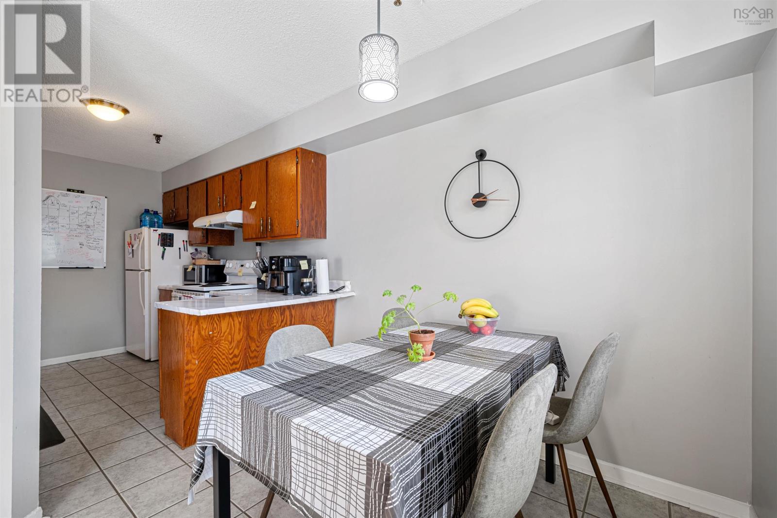 323 2070 Quingate Place, #323