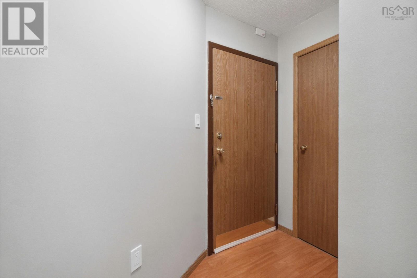 302 3700 John Parr Drive, #302