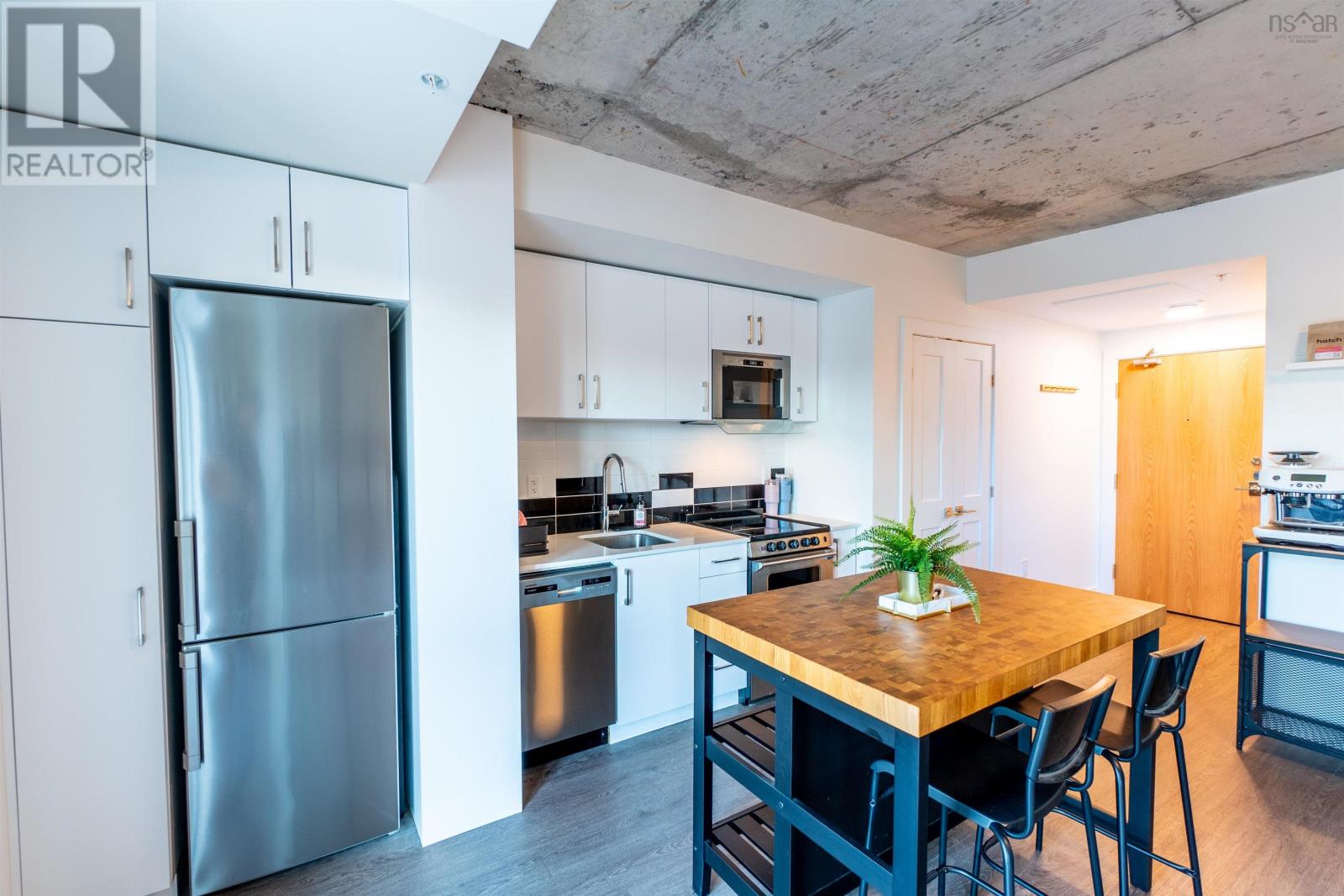 506 5684 West Street, #506