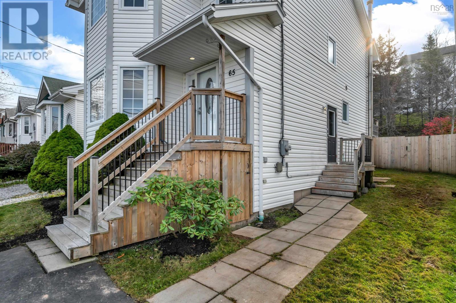 65 Armcrest Drive