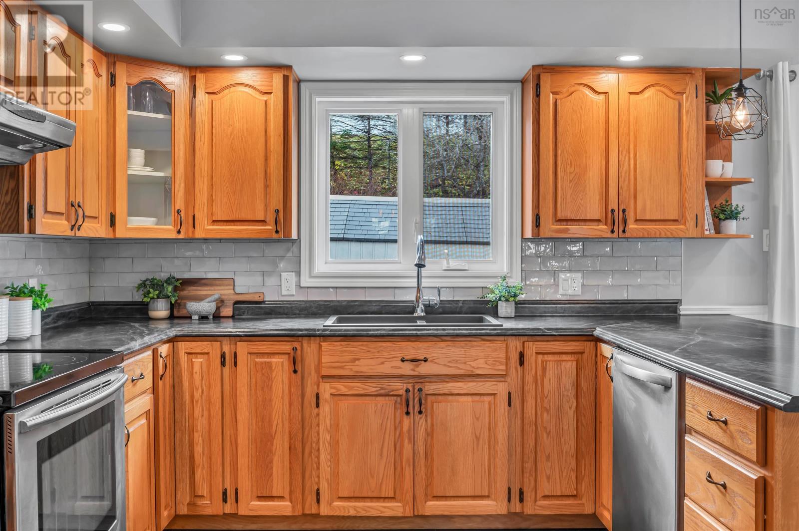 65 Armcrest Drive