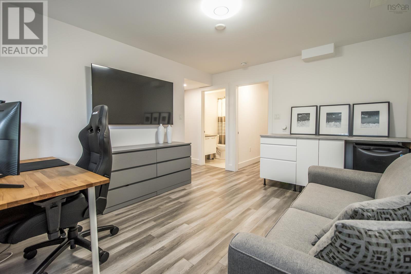 248 Fleetview Drive