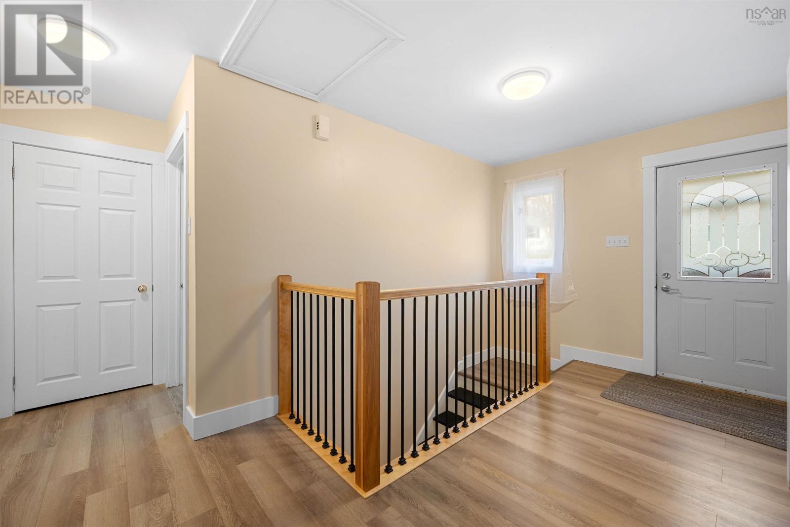84 Hillside Avenue