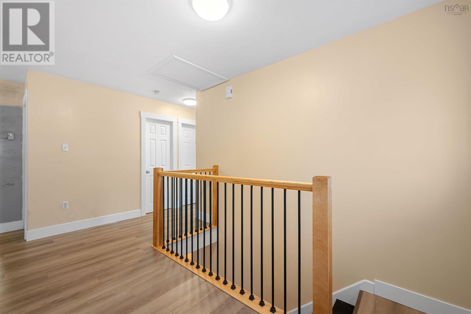 84 Hillside Avenue