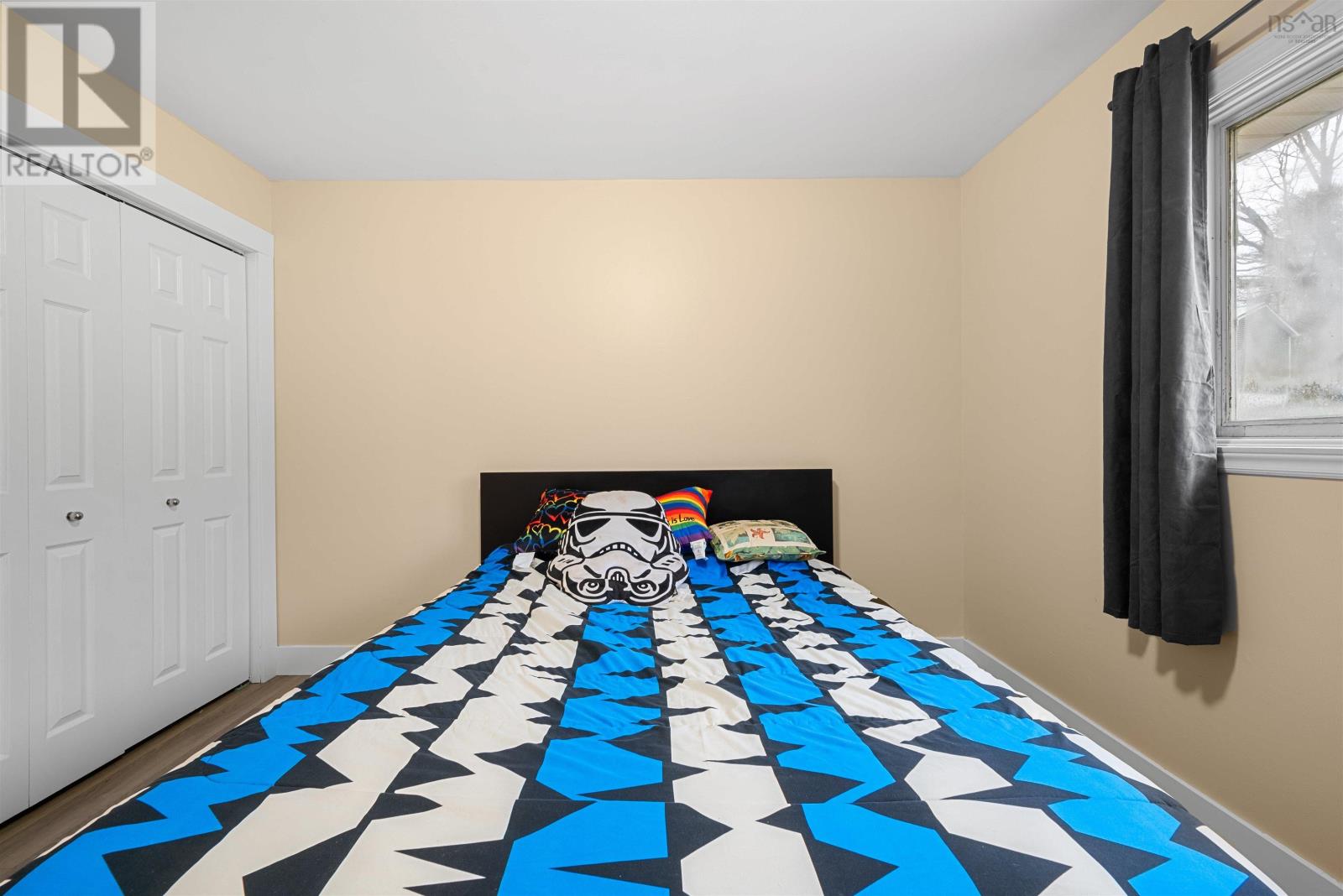 84 Hillside Avenue