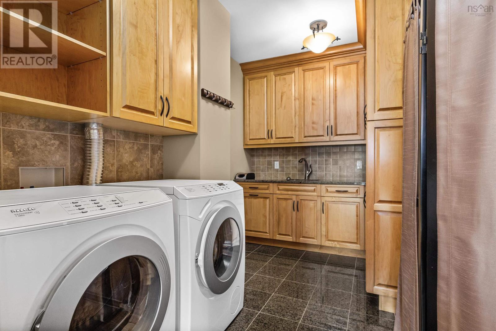 1601 1445 SOUTH PARK Street, #1601