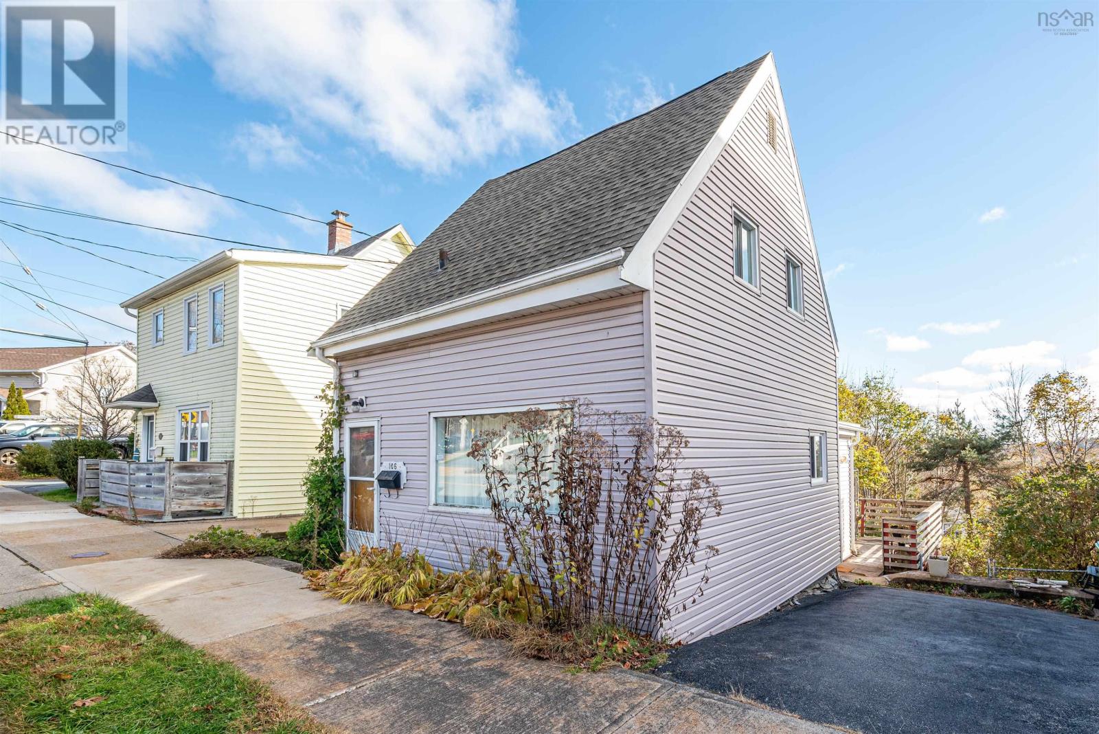 106 Thistle Street