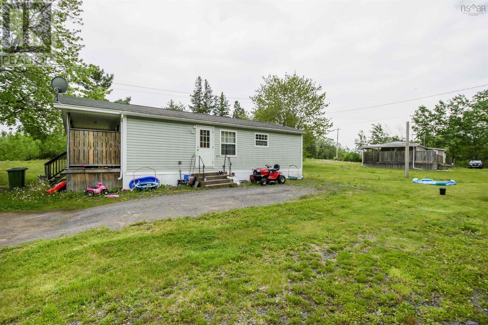 109 Marsh Road