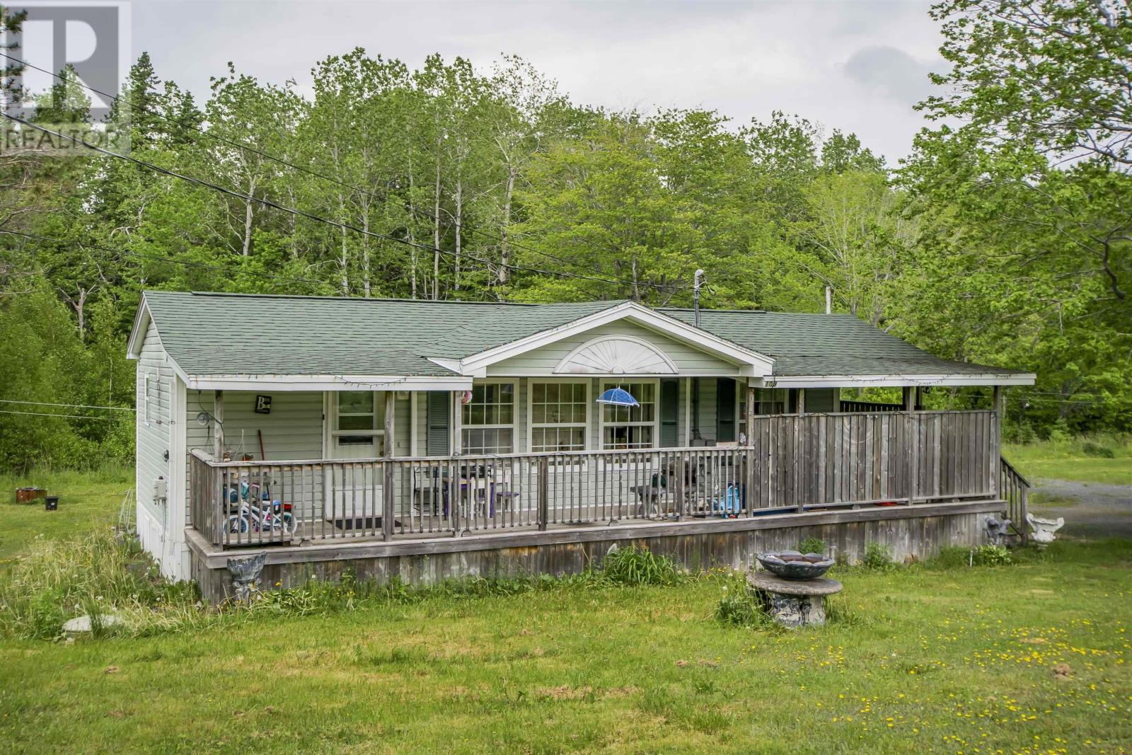 109 Marsh Road