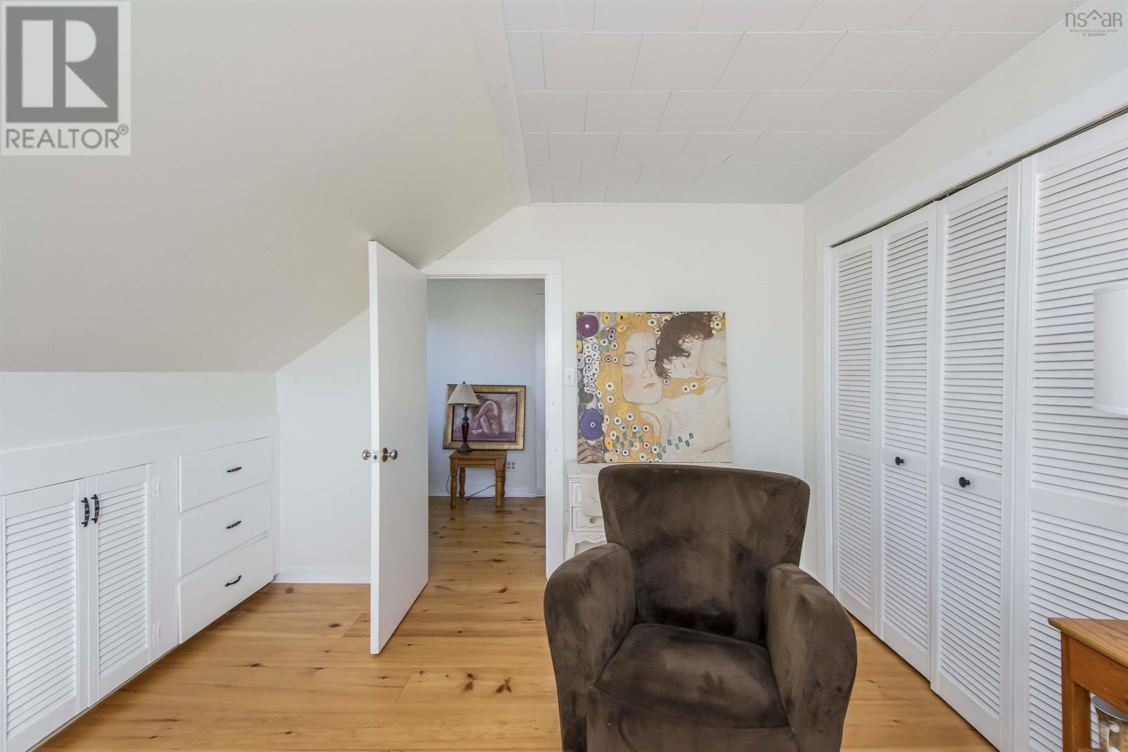 4164 Highway 201