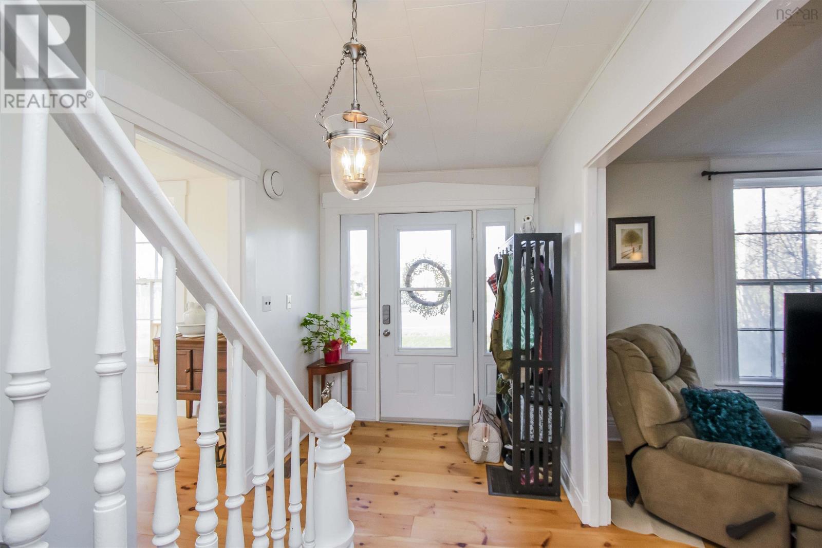 4164 Highway 201