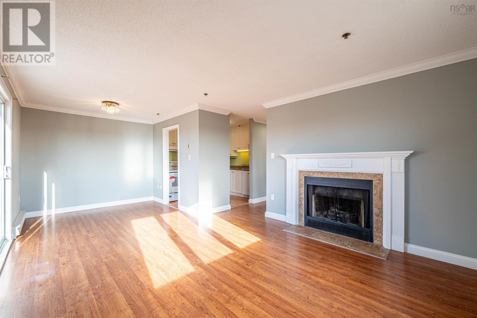 421 3700 John Parr Drive, #421