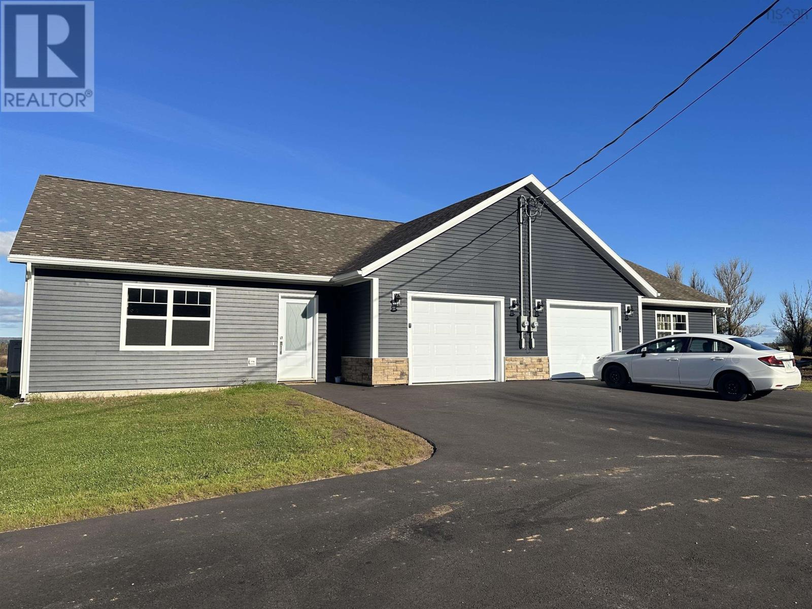 1377/1379 Highway 201