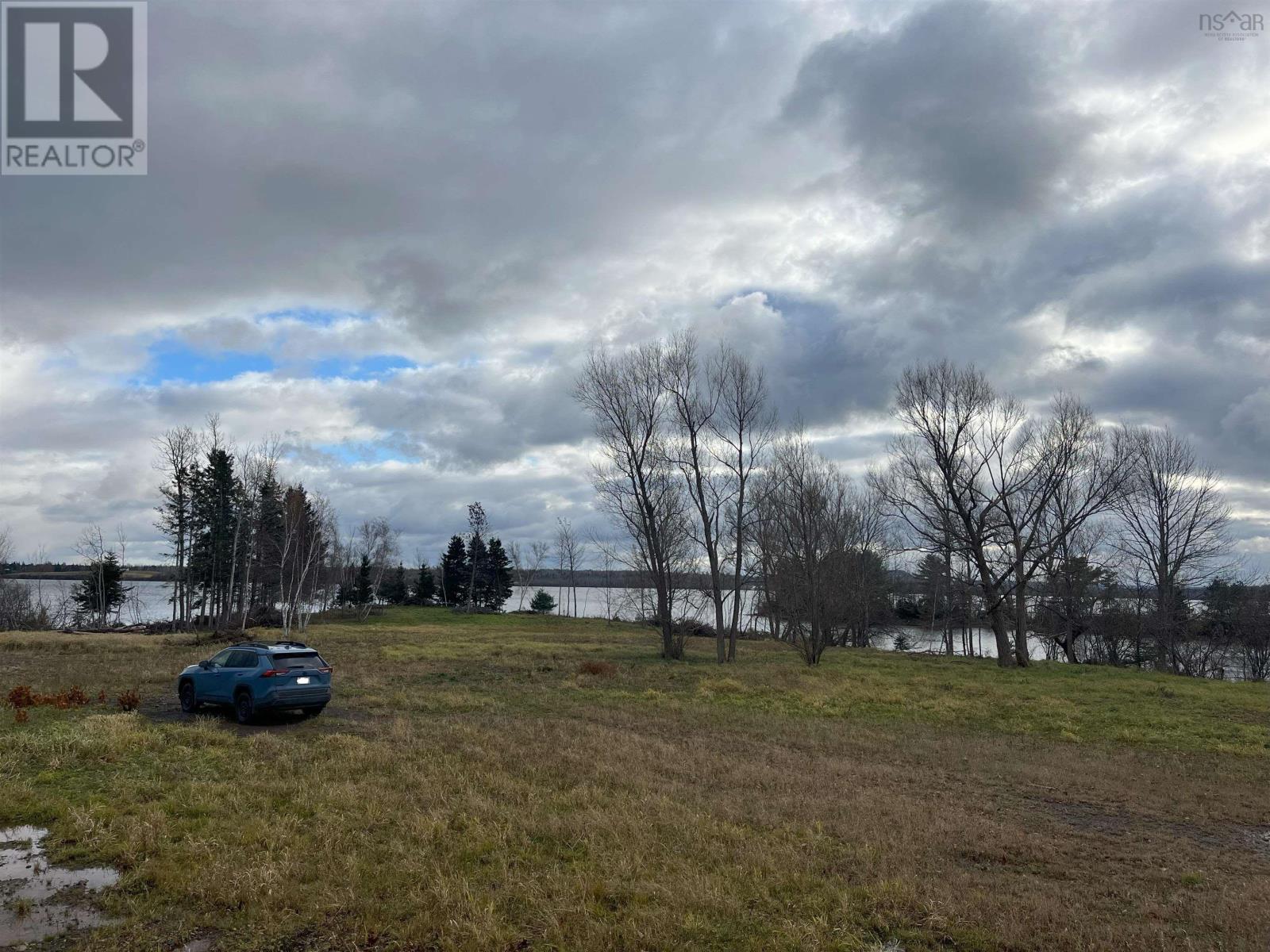 Lot 1 Highway 376
