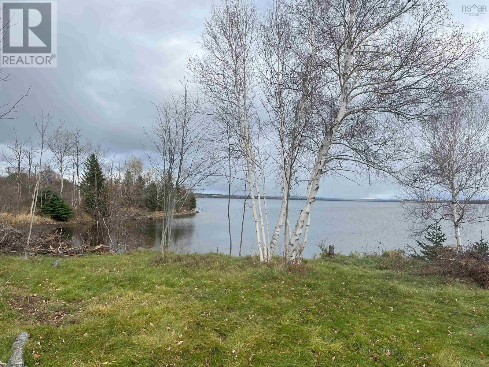 Lot 1 Highway 376