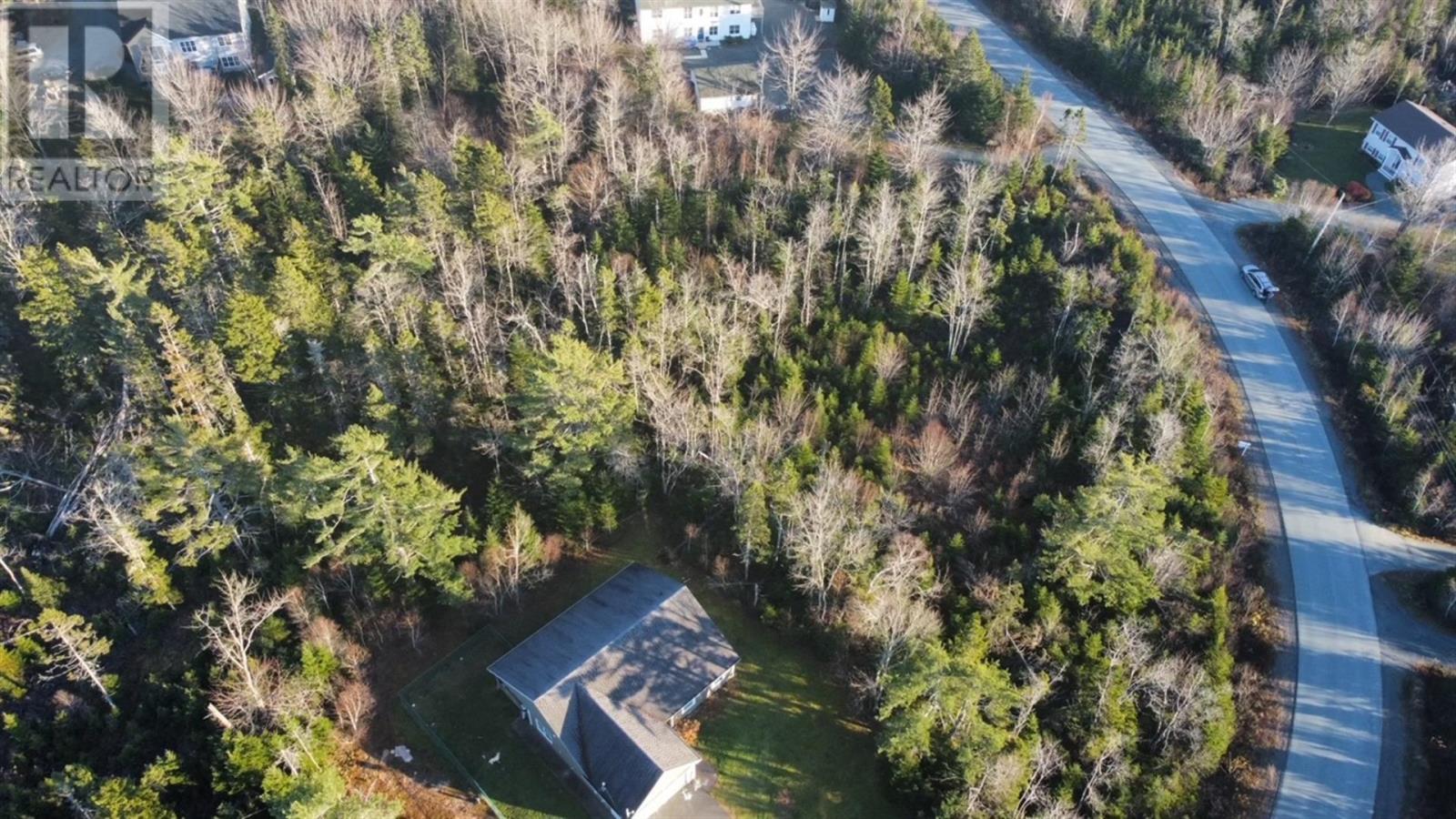 5 Mannette Court
