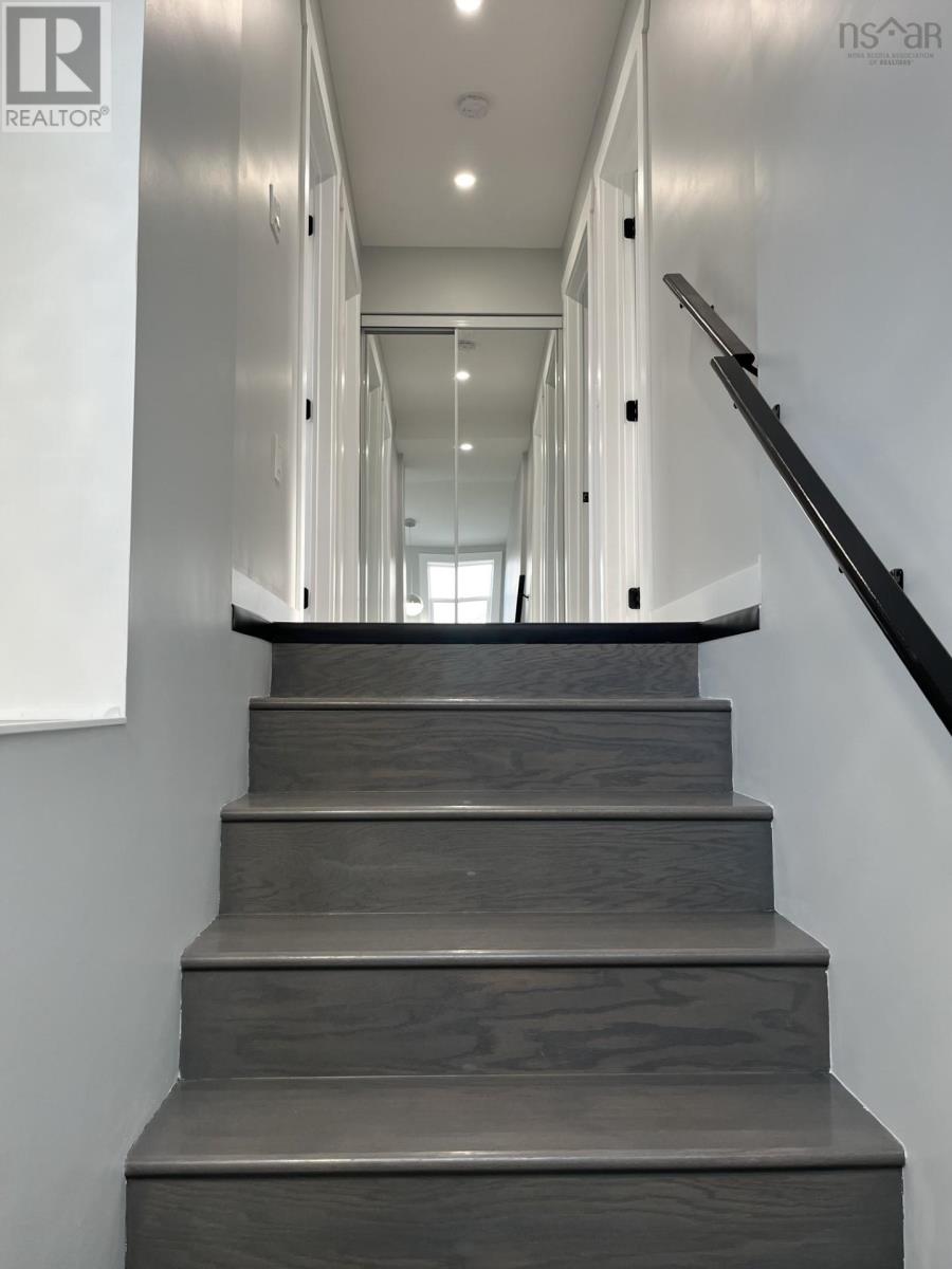 249 Brookside Street